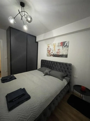 Apartament 2 camere in zona Uverturii