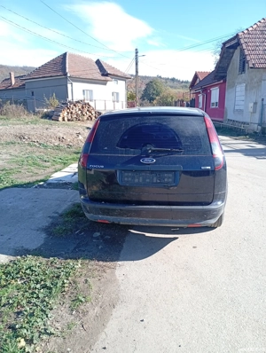 dezmembrez Ford focus  - imagine 2