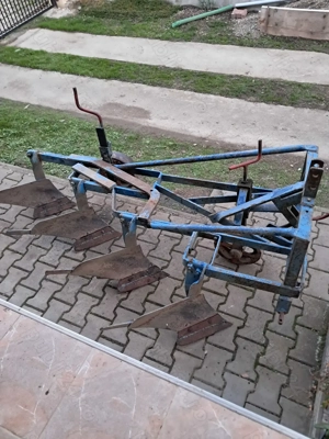 Plug ptr tractor de 45-65 cai putere