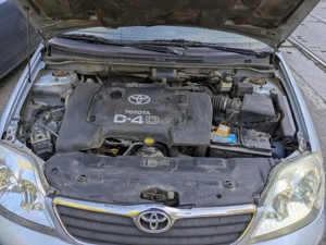 Toyota Corolla 2000 cm3, 116  CP,  Sedan Diesel - imagine 10