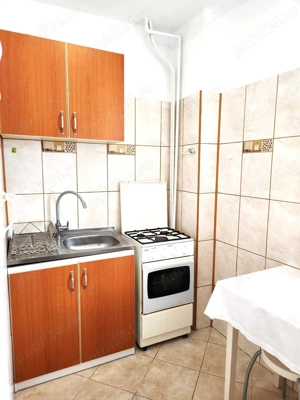 Închiriere garsonieră Piața Victoriei  - imagine 4