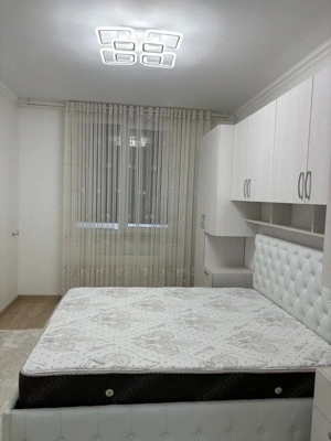 Aparatament cu 2 camere in zona Grivita , dispune de centrala proprie