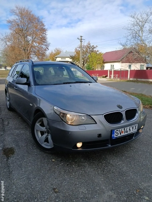 vând BMW e61 motor 2.5 dizel 177cp anul 2006