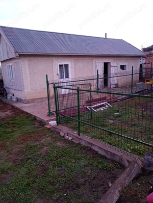 Casa bătrânească de vanzare  - imagine 4