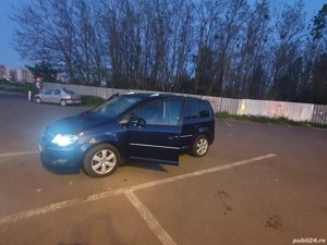 Vw Touran an 2010 - imagine 2 Vw Touran an 2010 - imagine 2