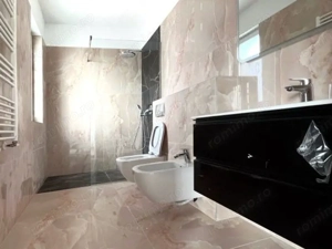 Casa cu Garaj - 150 mp  + Terasa 20 mp  - 335 000 euro - imagine 12