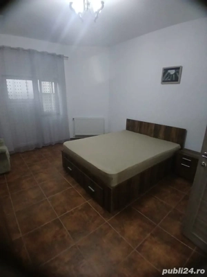 Inchiriez apartament 2 camere  Gara