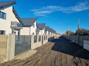 Dezvoltator,vand case individuale in Sanandrei - imagine 9