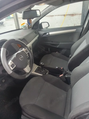 Vând Opel Astra H