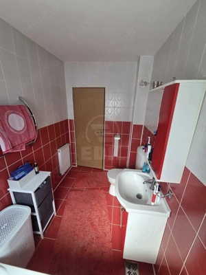 Pret corect! Apartament 2 camere decomandat, zona Eroilor Floresti - imagine 9