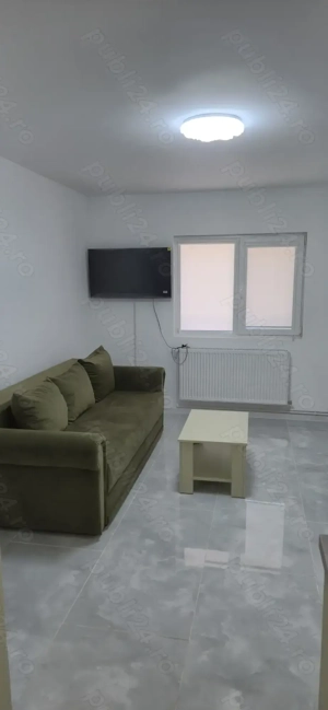 Inchiriez garsoniera