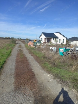 Particular, vând teren construibil Tărtășești, 18 km - imagine 2