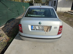Skoda Fabia 1.41 16V Berlina - imagine 3