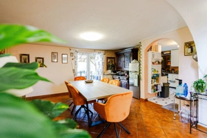 Proprietate cu potențial – casă spațioasă + teren generos - Comision 0% - imagine 9 Proprietate cu potențial – casă spațioasă + teren generos - Comision 0% - imagine 9