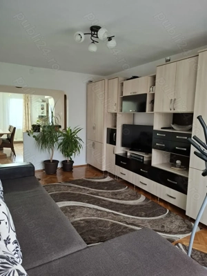 Apartament 3 camere MOBILAT, zona Tudor + garaj lângă bloc - imagine 2