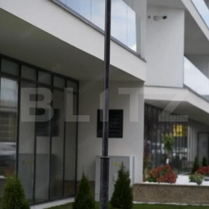 Apartament 3 camere, finisat lux, bloc nou, zona de Sud