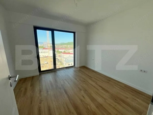 Apartament 3 camere, finisat lux, bloc nou, zona de Sud - imagine 5