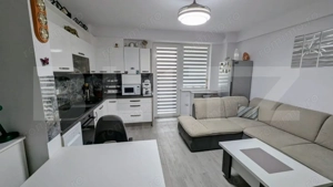 Apartament cu 3 camere, etajul 2, cu lift, zona Ampoi 3