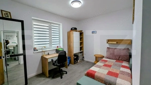 Apartament cu 3 camere, etajul 2, cu lift, zona Ampoi 3 - imagine 3 Apartament cu 3 camere, etajul 2, cu lift, zona Ampoi 3 - imagine 3