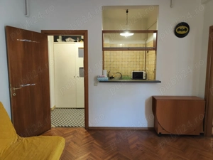 Universitate - Batistei - imagine 2