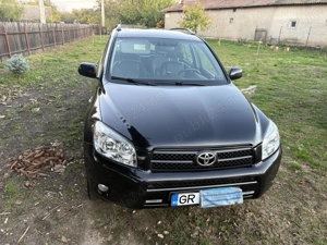 Toyota Rav 4 D4D - imagine 9