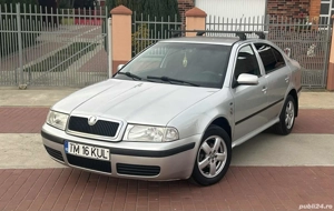 skoda octavia model elegance motor 1.6 benzină an 2002