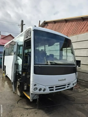 Isuzu Turqouise - imagine 4