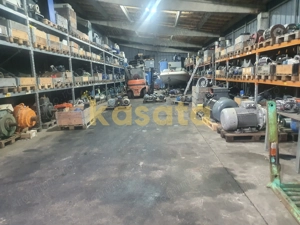 Hală industrială de vânzare - Stăncești - 13 km de Ploiești - imagine 5