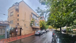 Apartament de 4 camere în vilă interbelică complet renovată - zona Unirii - imagine 15 Apartament de 4 camere în vilă interbelică complet renovată - zona Unirii - imagine 15