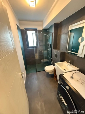 Inchiriez apartament in regim hotelier.