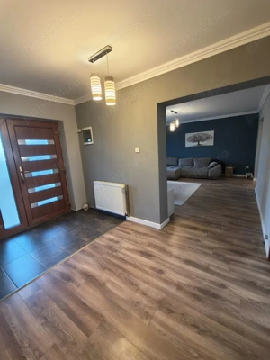 Casă cu 4 camere, panouri fotovoltaice, Giarmata - imagine 4