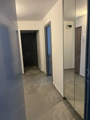 chirie in Centru un apartament cu 2 camere decomandata la etaj 2