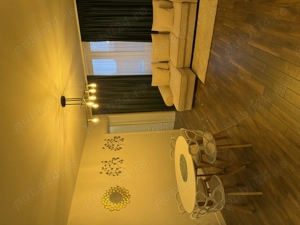 Închiriez apartament 4 camere numai pentru nefumatori