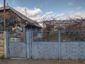 Casă de vânzare cu teren de 10 arii - imagine 7 Casă de vânzare cu teren de 10 arii - imagine 7