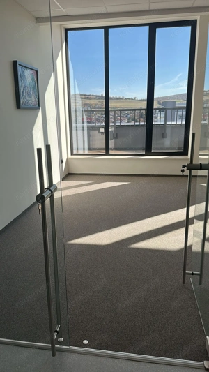 Semicentral - Inchiriere spatiu birouri/comercial - Str. Fabricii De Zahar - imagine 9