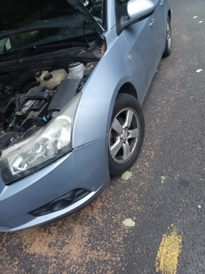 Vînd Chevrolet cruze L.S - imagine 5