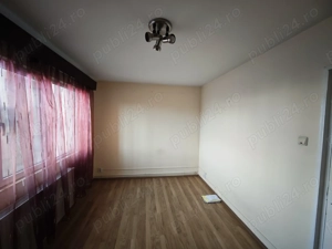 APARTAMENT 3 camere, et. 1, zona Garii - imagine 5