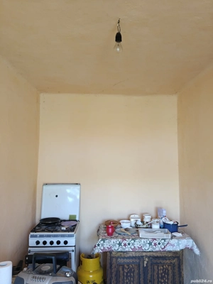 Casă în curs de renovare+ teren generos  - imagine 2