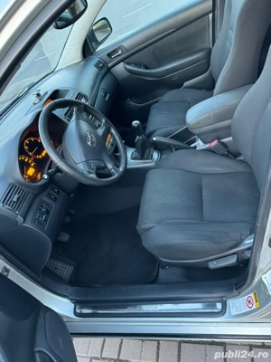 Vand sau Schimb Toyota Avensis 2.0 Diesel Euro 4 Recent Adusa klimatronic caramida lemn materiale  - imagine 9