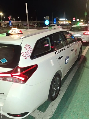 vând autorizație taxi