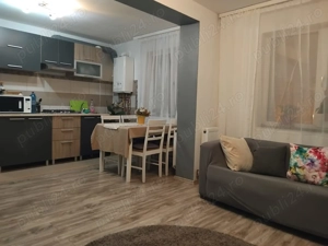 Vând apartament, 2 camere, etaj 1 - imagine 2