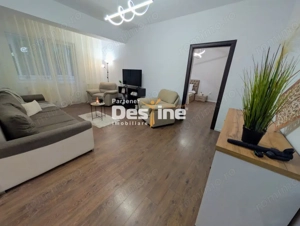 Apartament spatios 3 camere 144 mp, curte și garaj + loc de parcare, Breazu