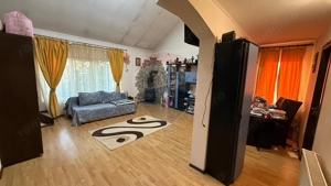 Casă / Vilă cu 5 camere - imagine 5