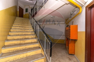 Apartament 2 camere/ 2 balcoane/de renovat-  zona Tractorul! - imagine 5