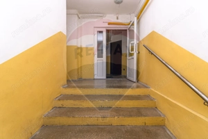 Apartament 2 camere/ 2 balcoane/de renovat-  zona Tractorul! - imagine 4