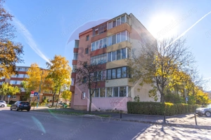 Apartament 2 camere/ 2 balcoane/de renovat-  zona Tractorul!