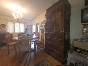 Casa vacanta zona colinara la 5 minute de municipiul Targoviste - imagine 15