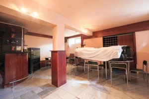 Vilă cu 6 camere în zona rezidențială - Poltura - imagine 11