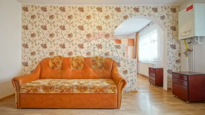 Apartament 2 camere renovat, central – Zona ISR, Râșnov - imagine 2