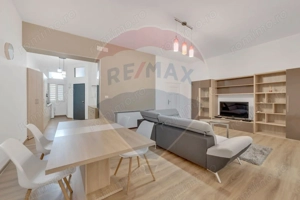 Apartament cu 3 camere de închiriat - zona Ultracentral